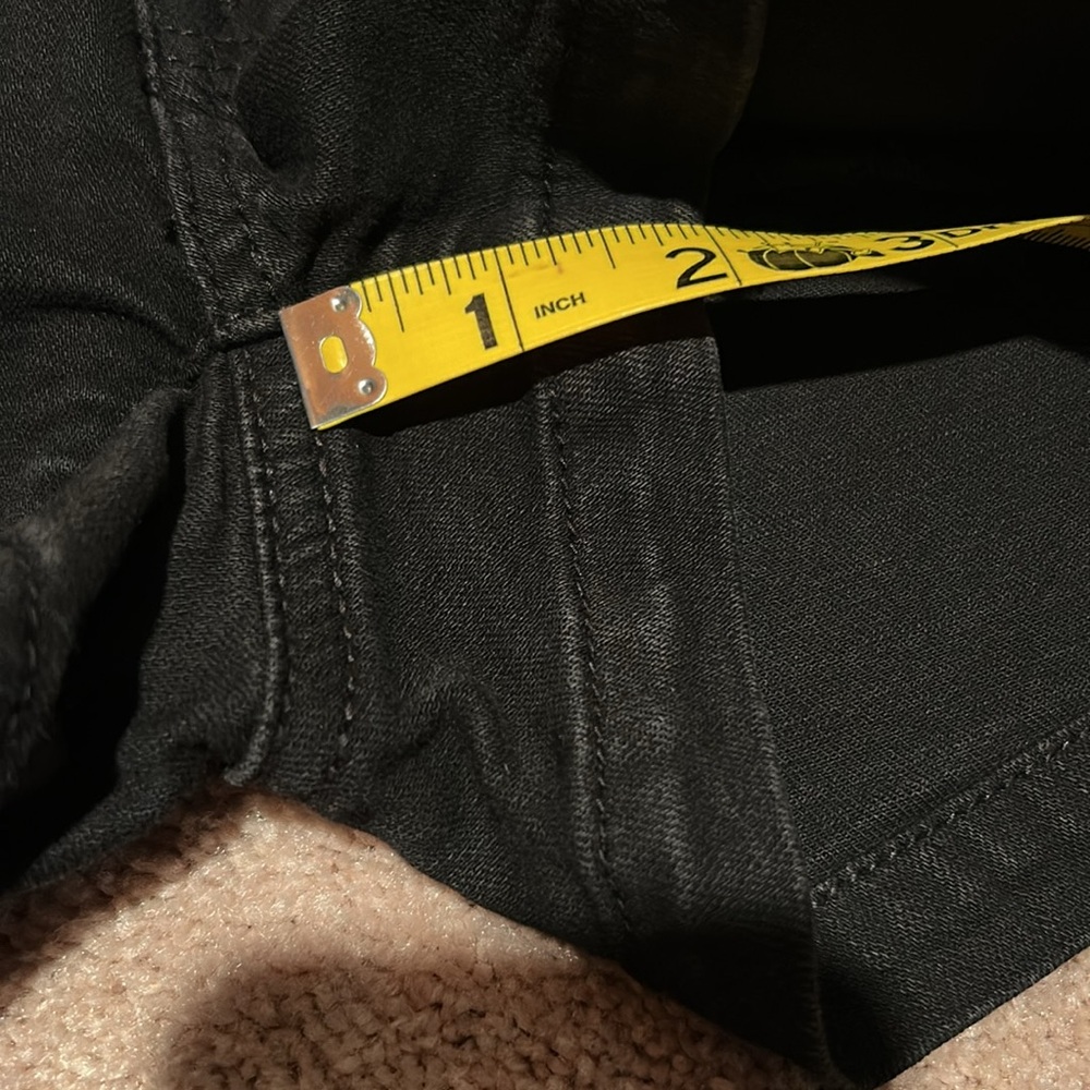 American Eagle Outfitters Black Jean Shorts with zipper detail - Picture 11 of 11
